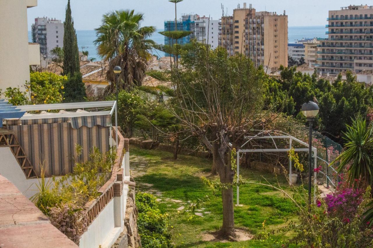 2Bdr Sunny Apartment With Pool And Private Parking In Benalmádena Esterno foto
